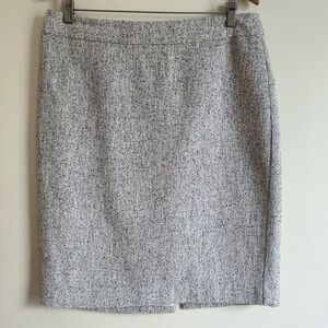 Ann Taylor || Woman’s Pencil skirt size 10